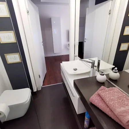 Maxx Apartment *